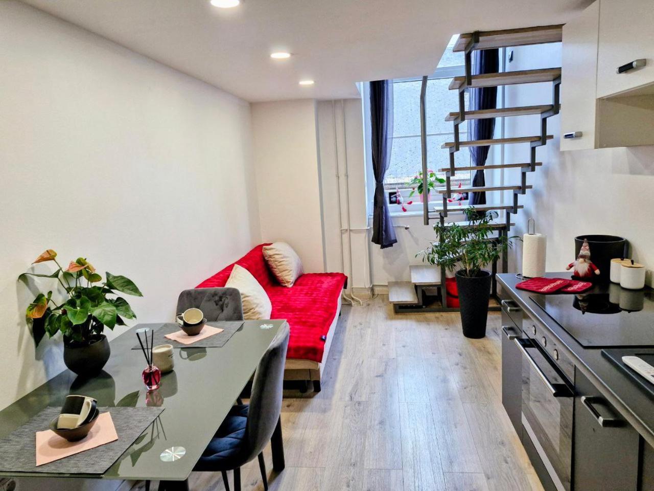 Apartamento Ljubljana Nest- Centre, Free Parking- Renovated August 2024 Exterior foto